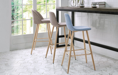 Стул полубарный 350S голубой/дерево. Фото №5